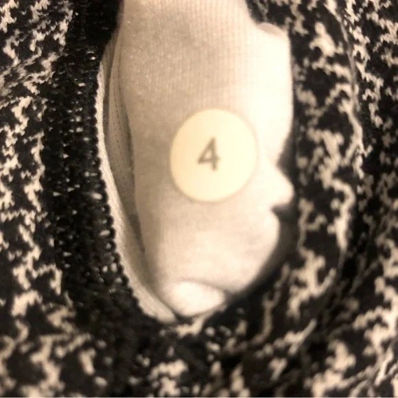 Lululemon High Times Pant Teeny Tooth White Black Size 4 Inseam 26” - Picture 4 of 4